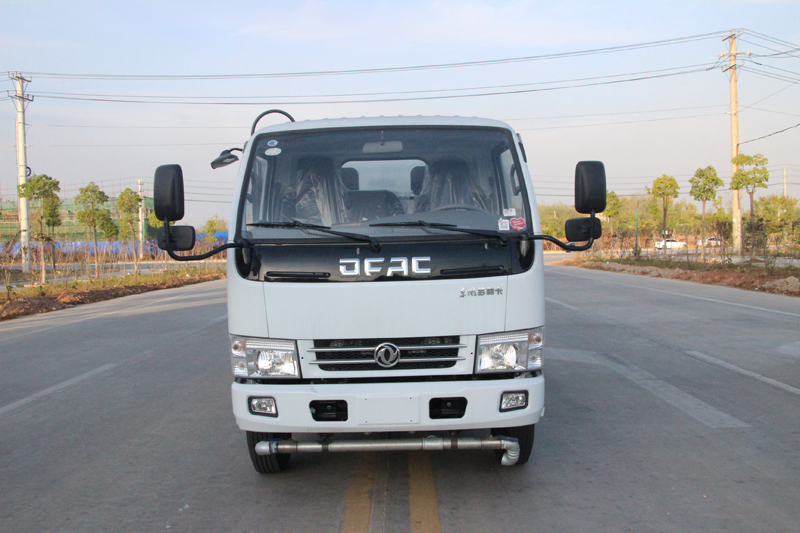 東風(fēng)小多利卡D6（5方）抑塵車霧炮車