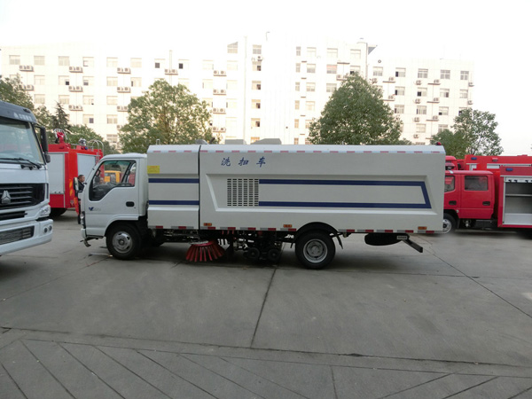 五十铃JDF5070TXSQ5洗扫车